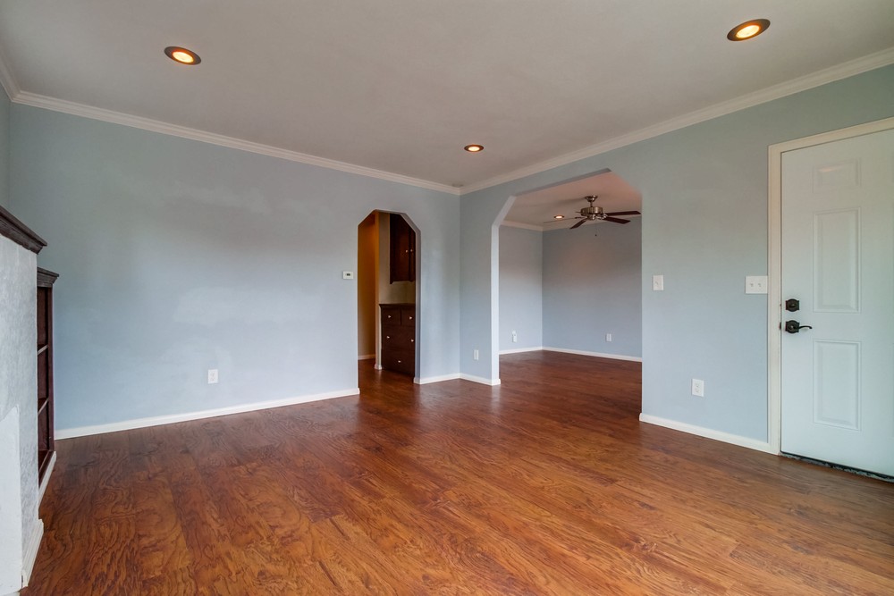 Virtual tour photo 15 of 44 for 219 Evans Street 