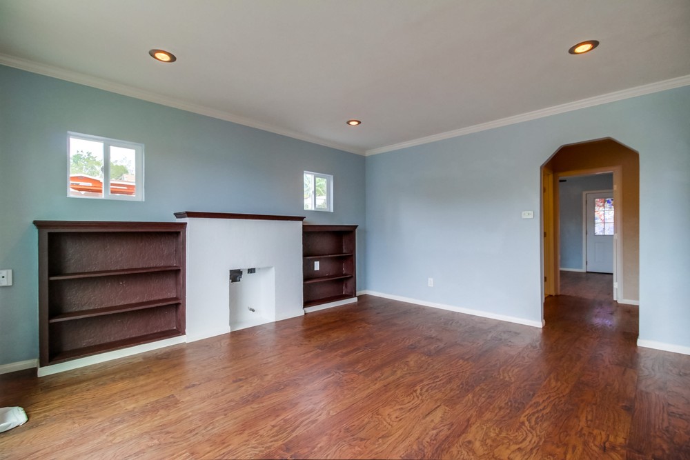 Virtual tour photo 17 of 44 for 219 Evans Street 