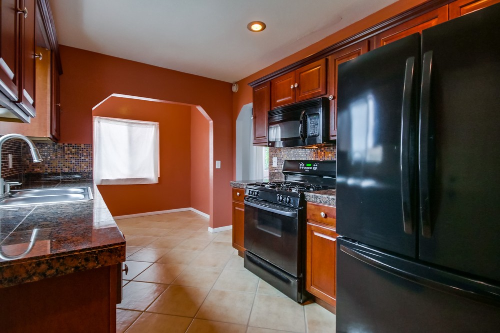 Virtual tour photo 19 of 44 for 219 Evans Street 