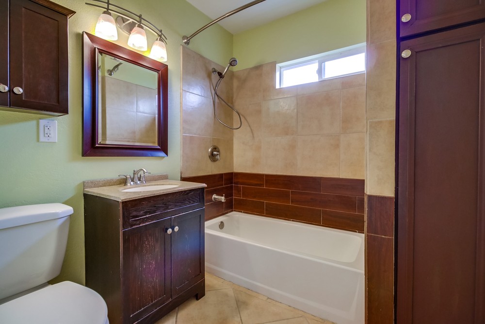 Virtual tour photo 32 of 44 for 219 Evans Street 