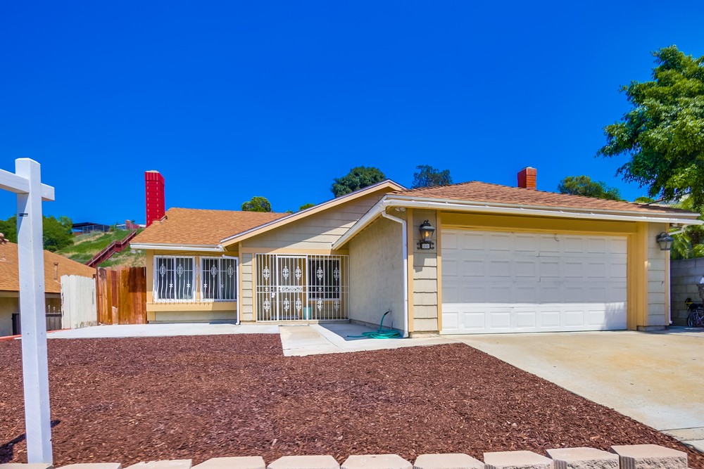 Virtual tour photo 1 of 41 for 219 Shady Oak Rd