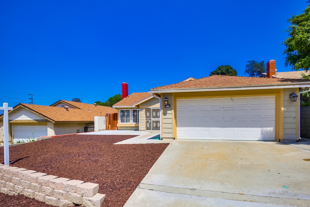 Virtual tour photo 3 of 41 for 219 Shady Oak Rd