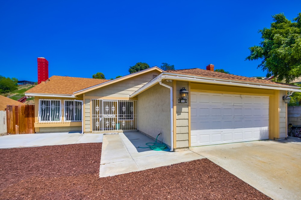 Virtual tour photo 6 of 41 for 219 Shady Oak Rd