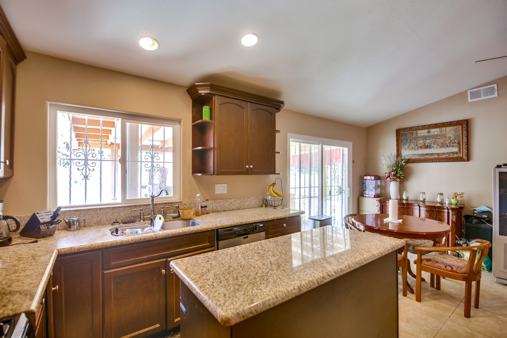 Virtual tour photo 21 of 41 for 219 Shady Oak Rd