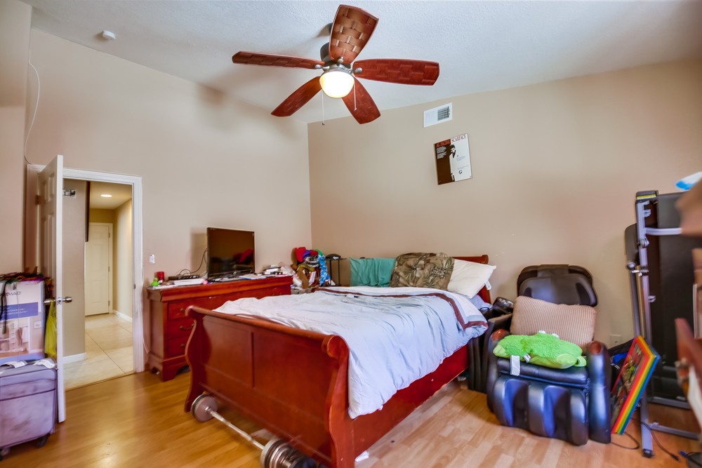 Virtual tour photo 24 of 41 for 219 Shady Oak Rd