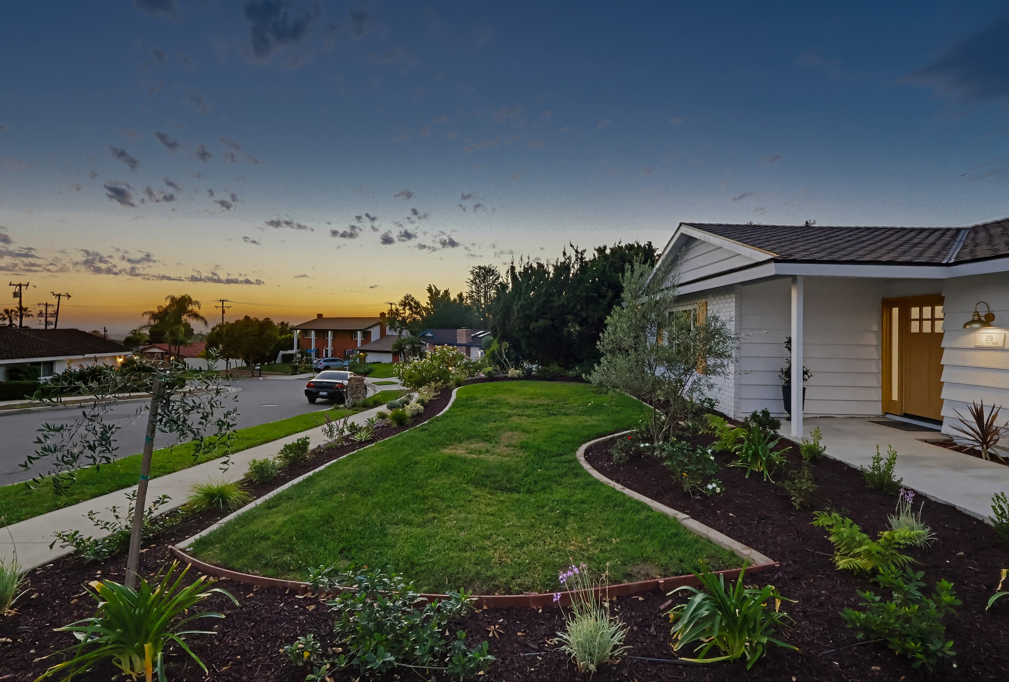 Virtual tour photo 7 of 110 for 219 Villa Rita Dr