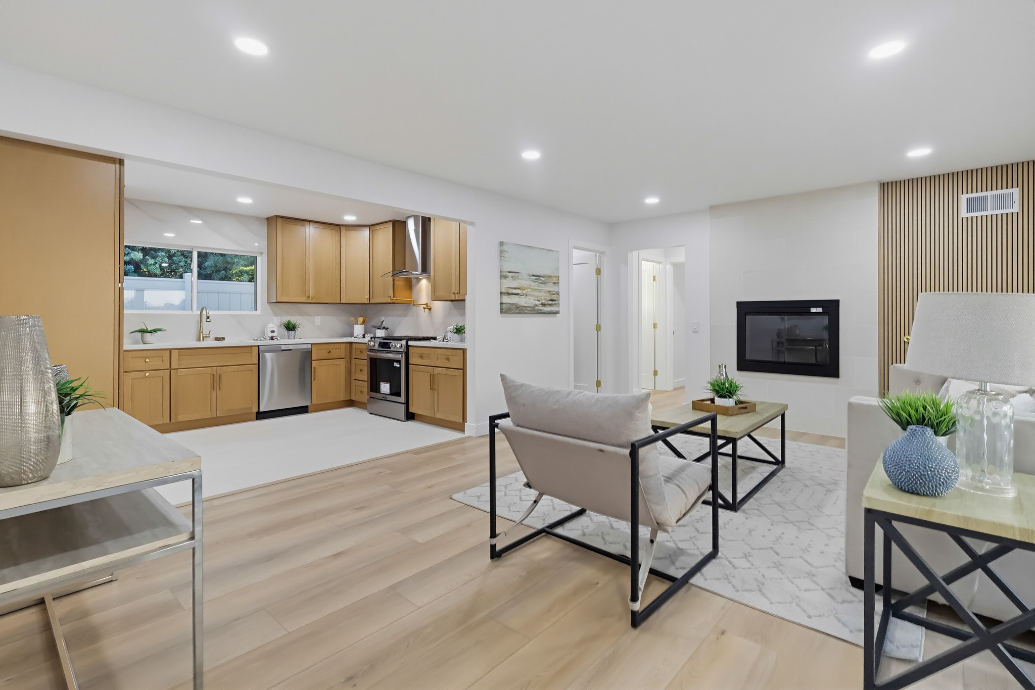 Virtual tour photo 41 of 110 for 219 Villa Rita Dr
