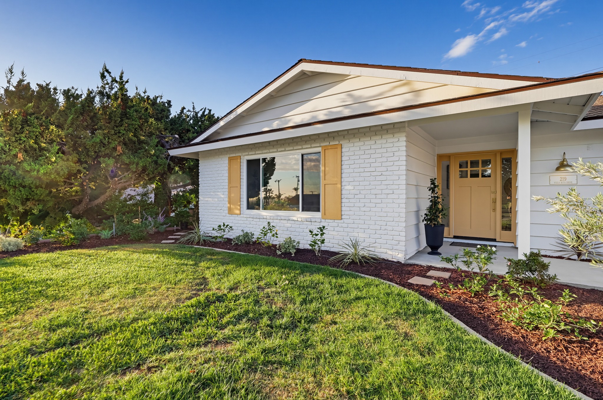Virtual tour photo 85 of 110 for 219 Villa Rita Dr