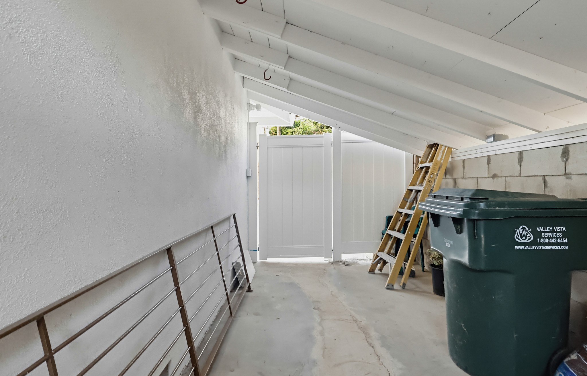 Virtual tour photo 108 of 110 for 219 Villa Rita Dr