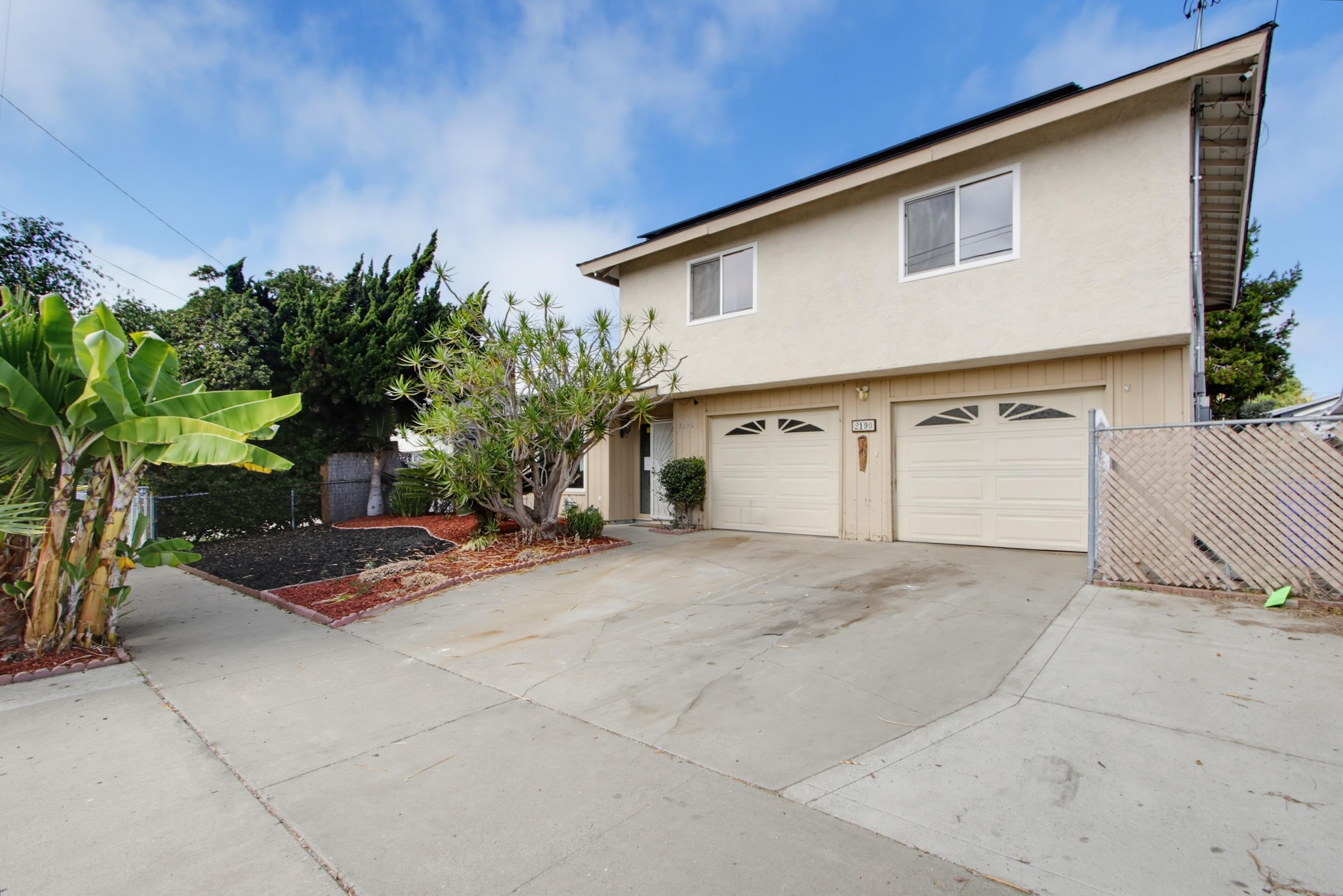Virtual tour photo 3 of 59 for 2190 Greenbrier Dr