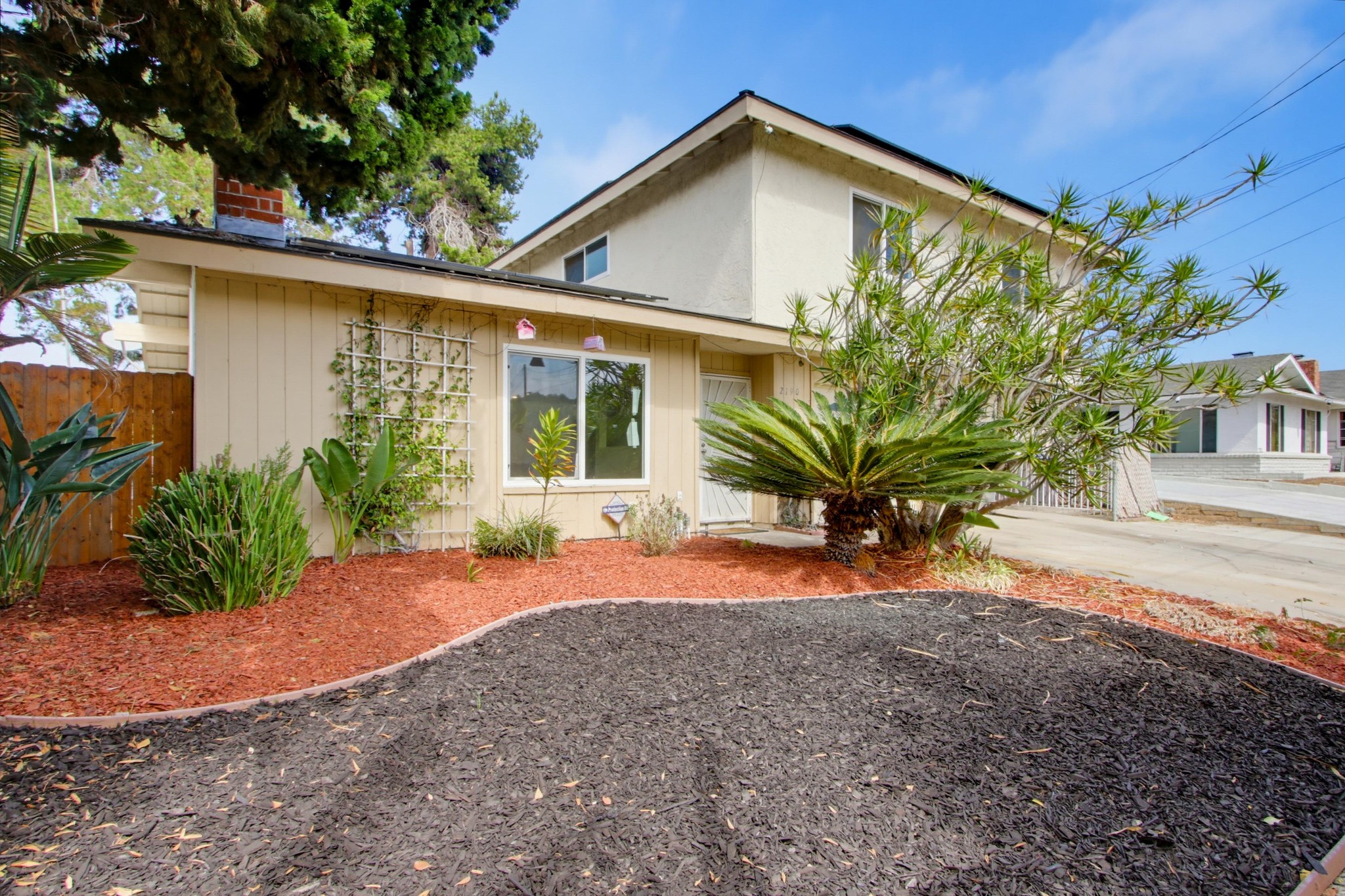 Virtual tour photo 5 of 59 for 2190 Greenbrier Dr