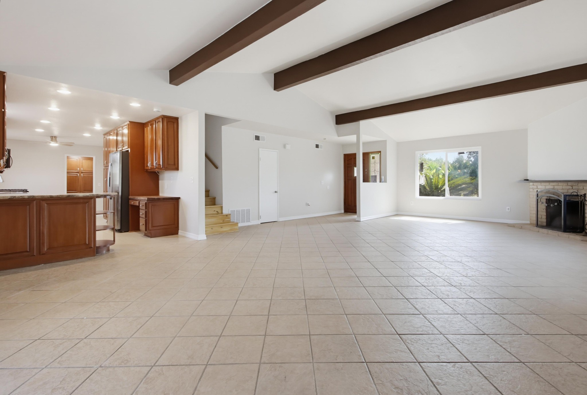 Virtual tour photo 15 of 59 for 2190 Greenbrier Dr