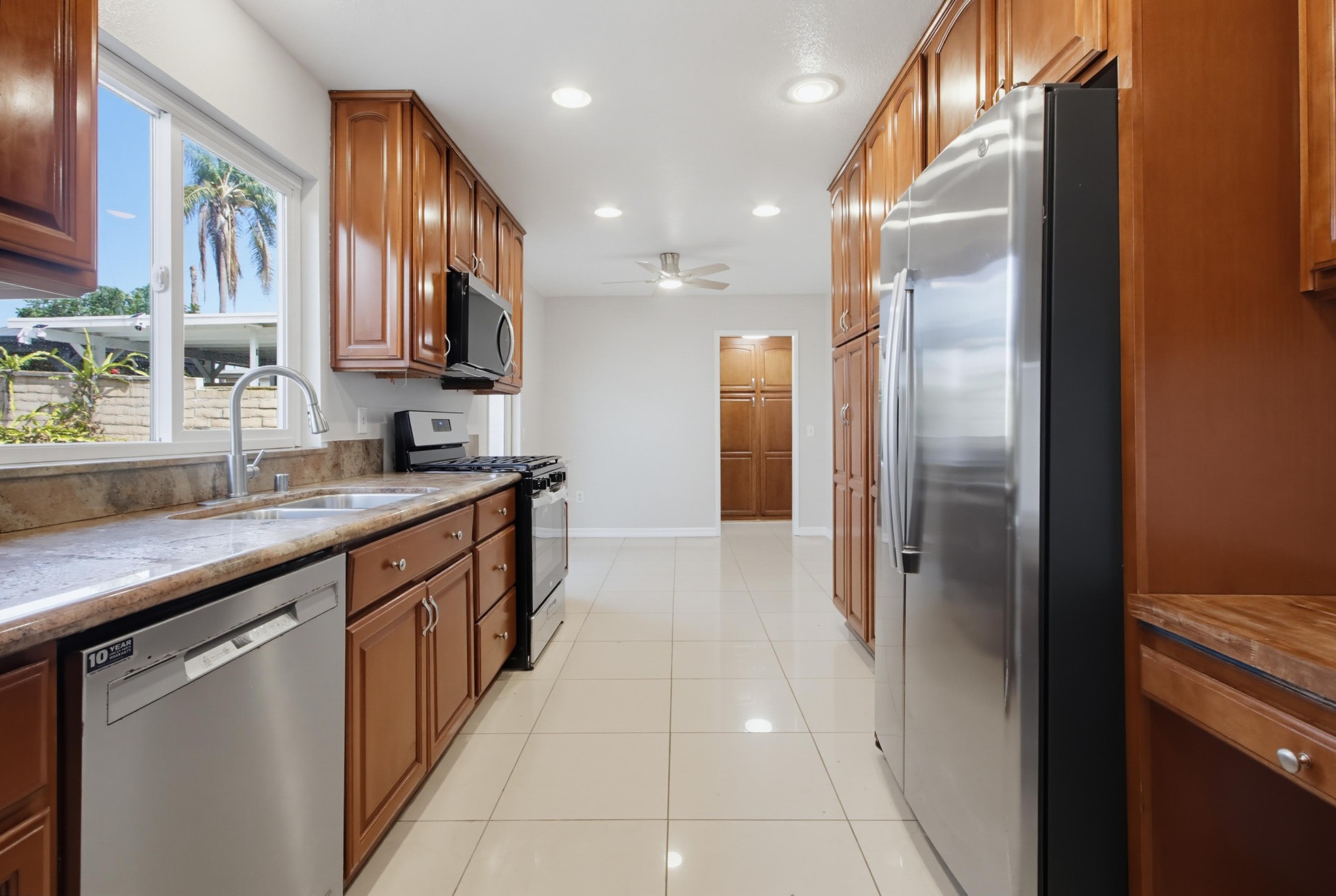 Virtual tour photo 18 of 59 for 2190 Greenbrier Dr