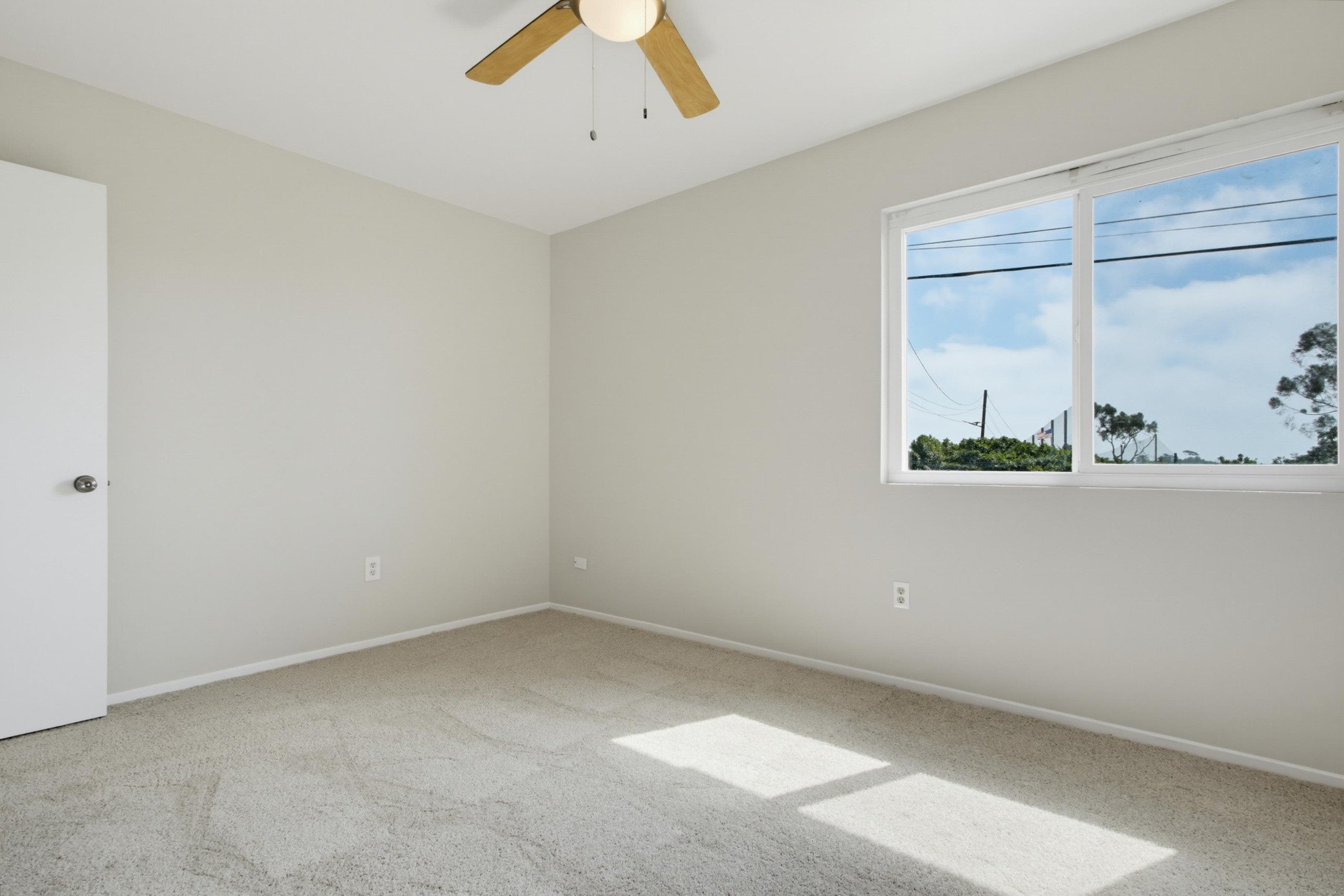Virtual tour photo 43 of 59 for 2190 Greenbrier Dr