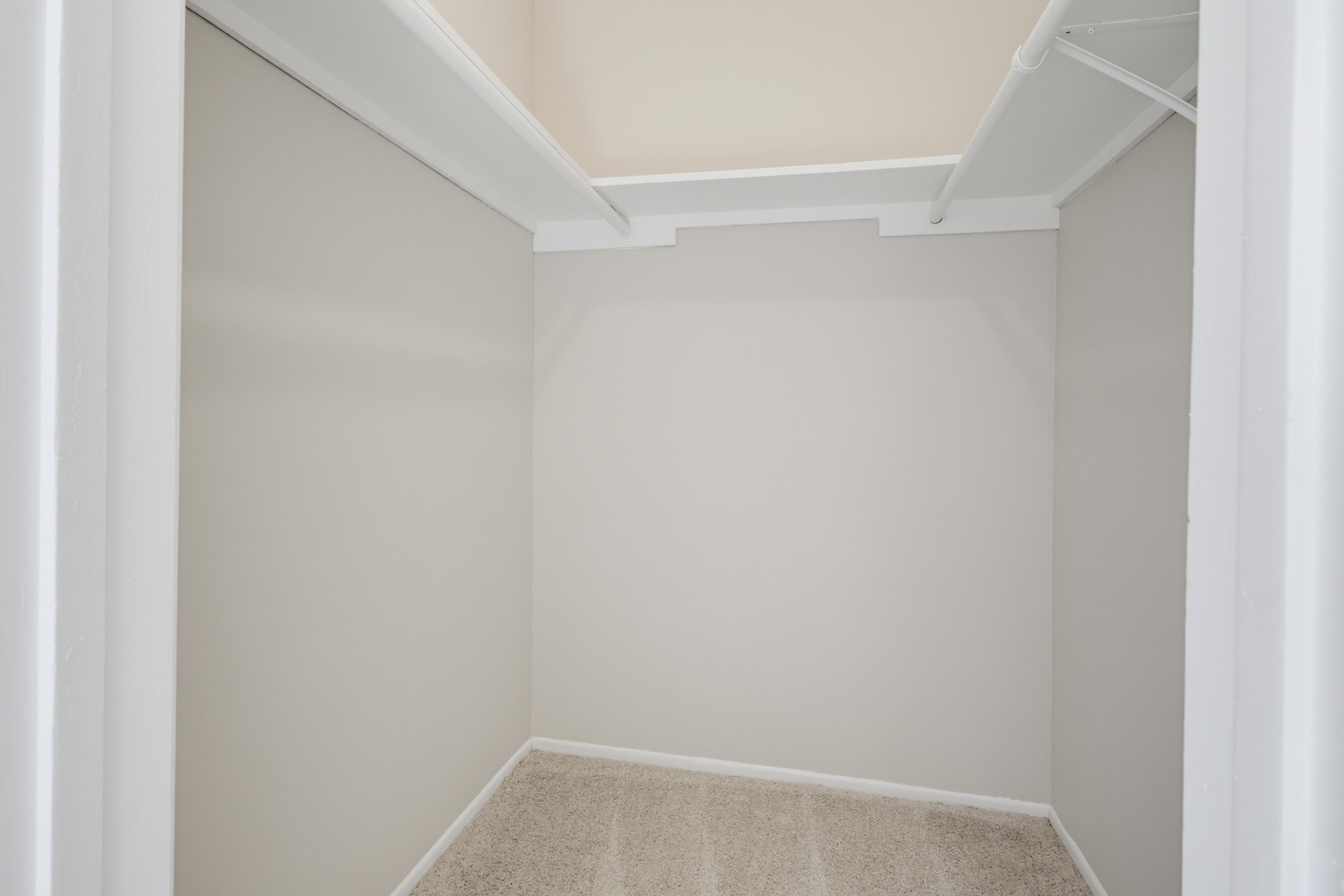 Virtual tour photo 45 of 59 for 2190 Greenbrier Dr