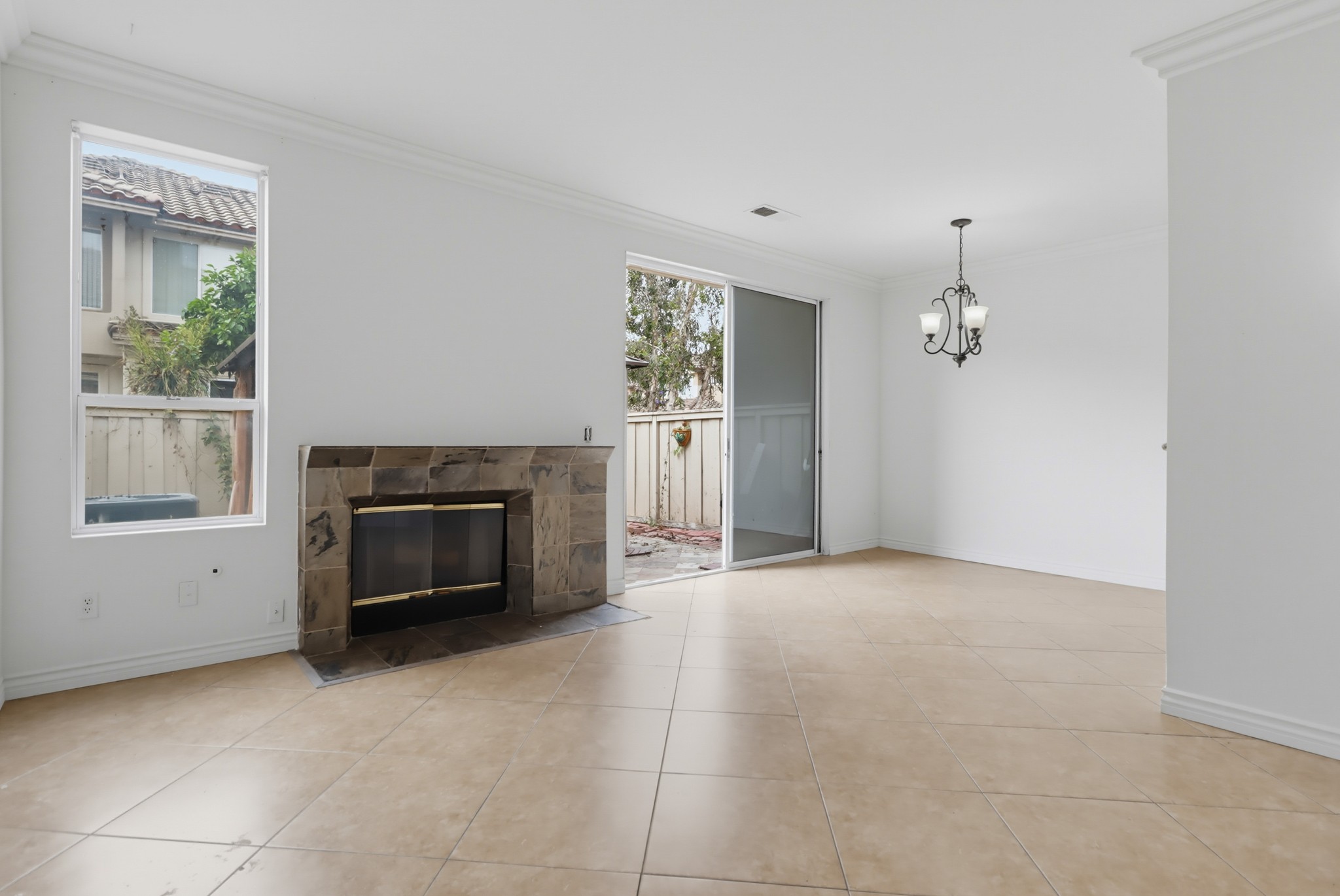 Virtual tour photo 7 of 50 for 2194 Lago Ventana
