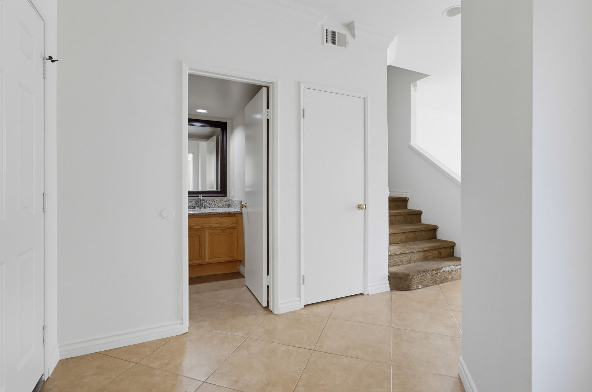 Virtual tour photo 19 of 50 for 2194 Lago Ventana