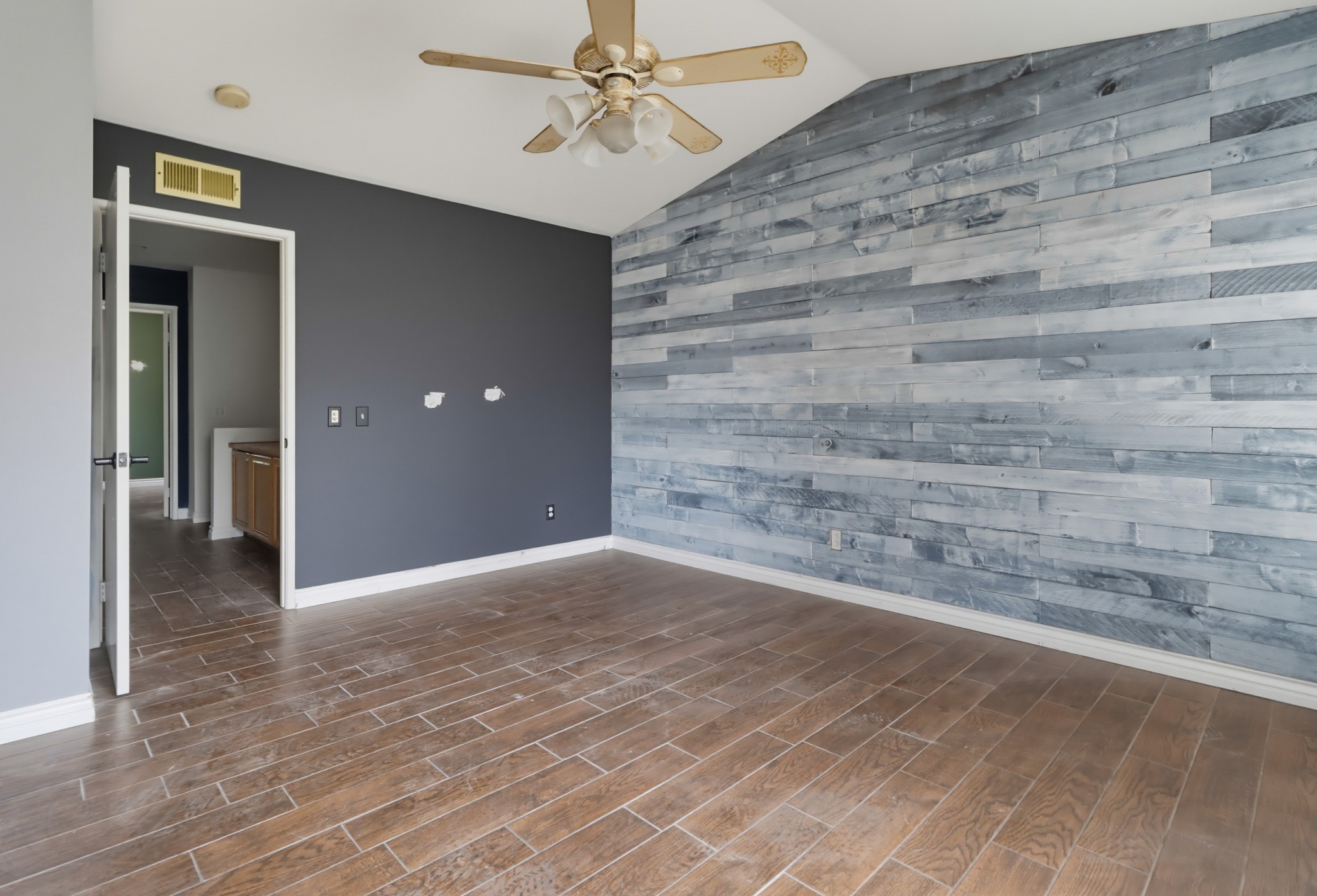 Virtual tour photo 26 of 50 for 2194 Lago Ventana