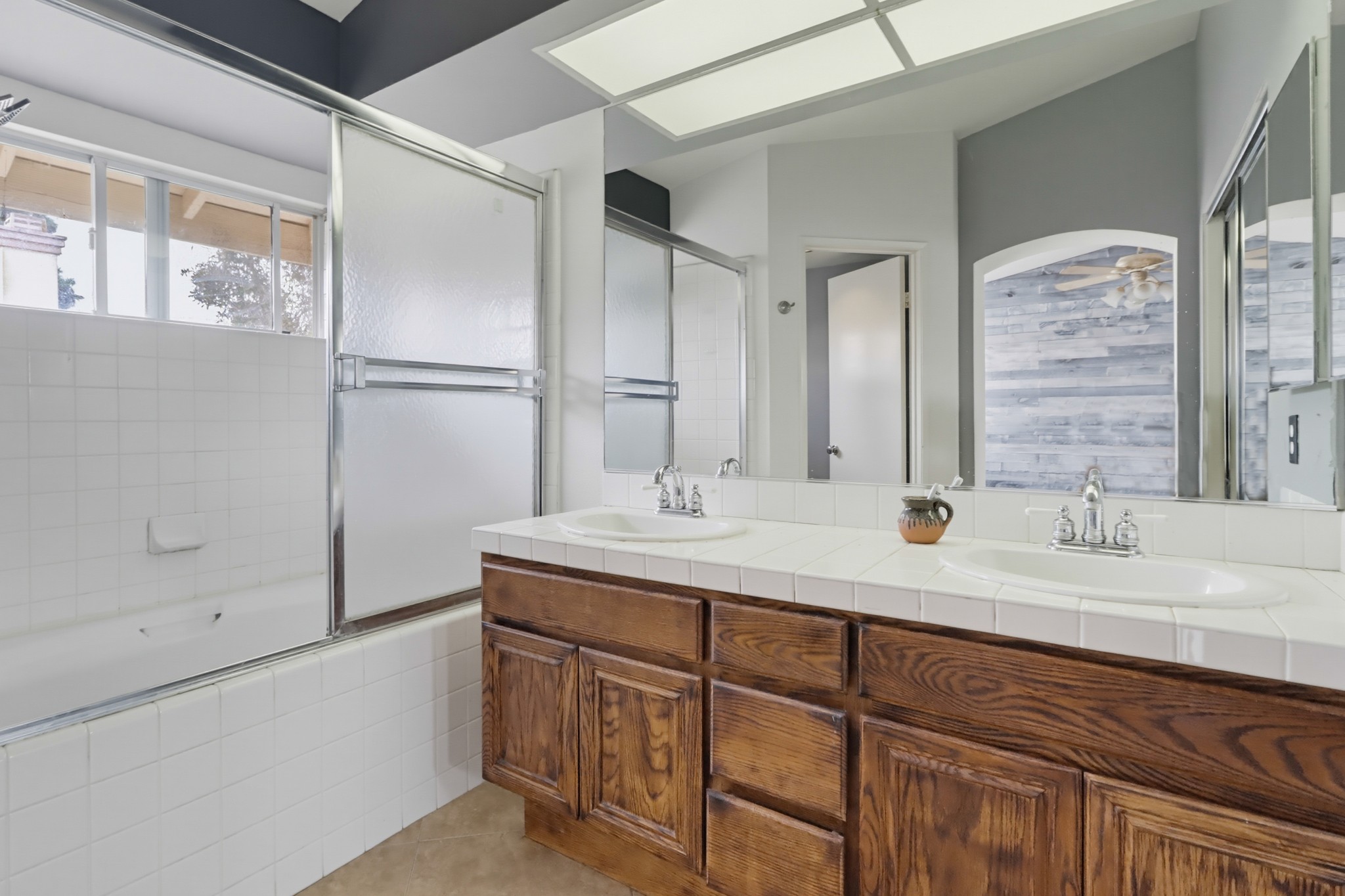 Virtual tour photo 28 of 50 for 2194 Lago Ventana