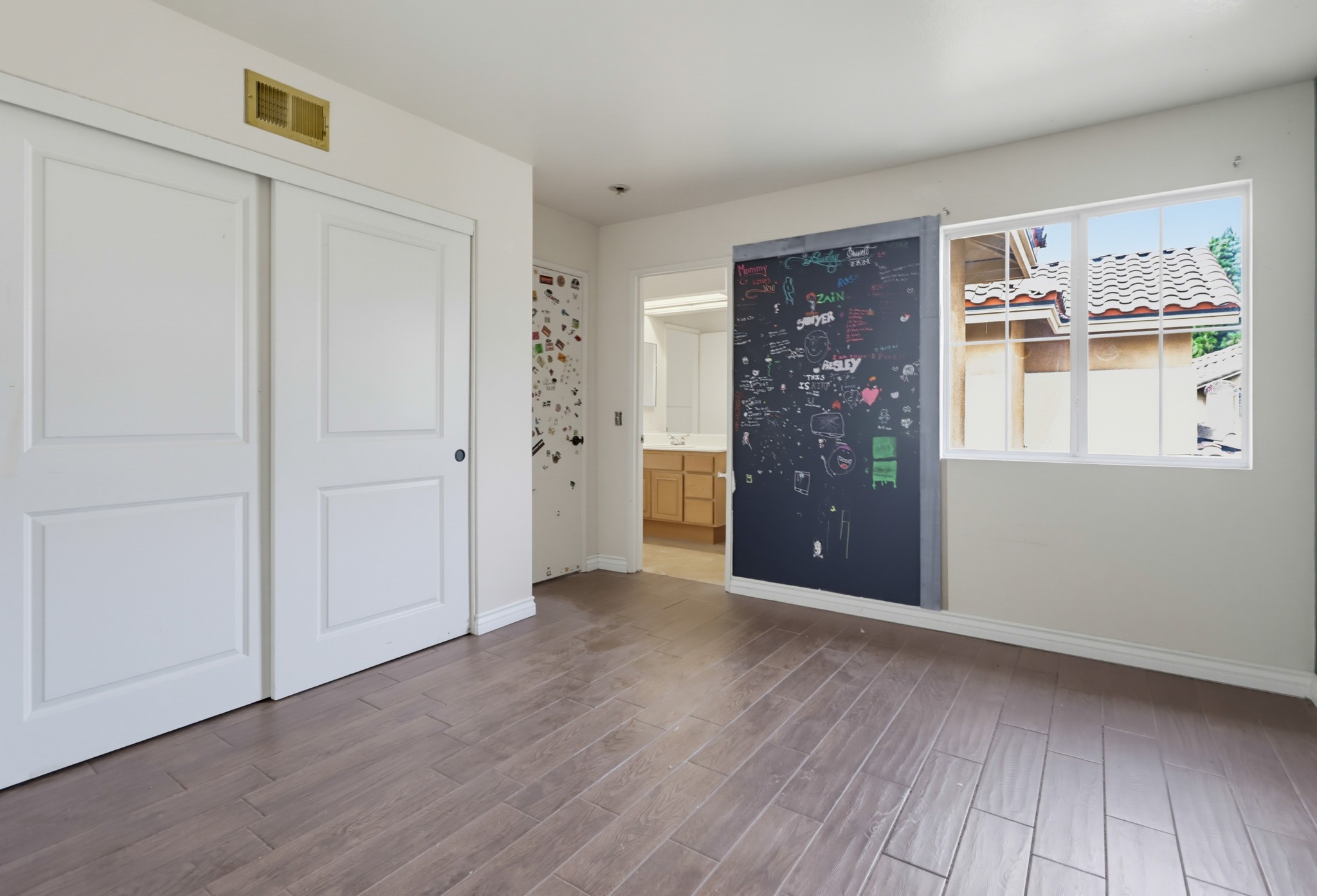 Virtual tour photo 32 of 50 for 2194 Lago Ventana