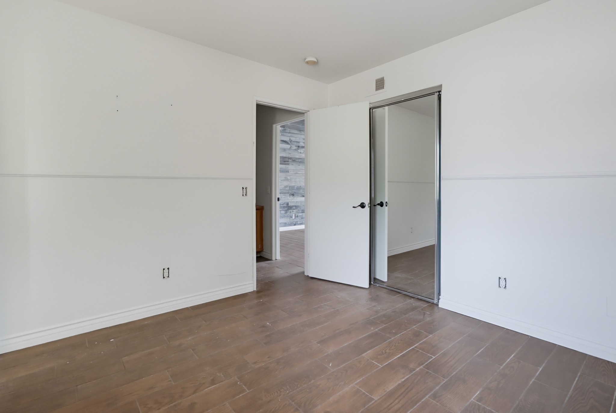 Virtual tour photo 36 of 50 for 2194 Lago Ventana