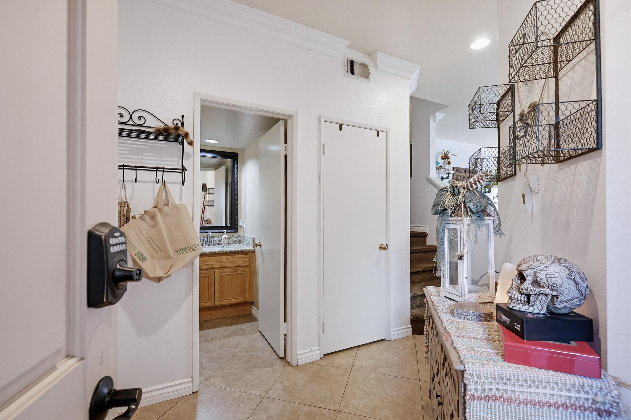 Virtual tour photo 9 of 52 for 2194 Lago Ventana