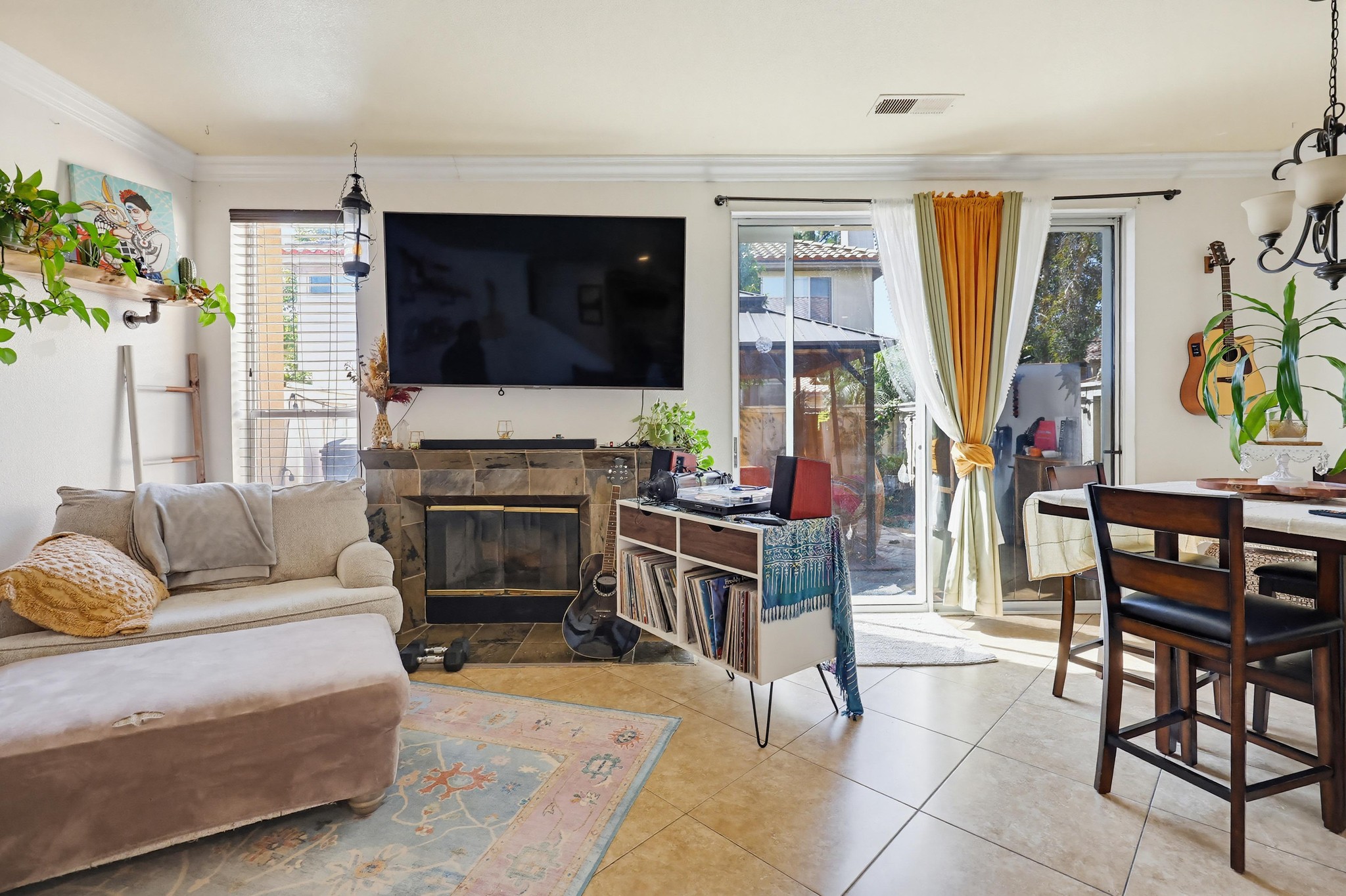 Virtual tour photo 12 of 52 for 2194 Lago Ventana