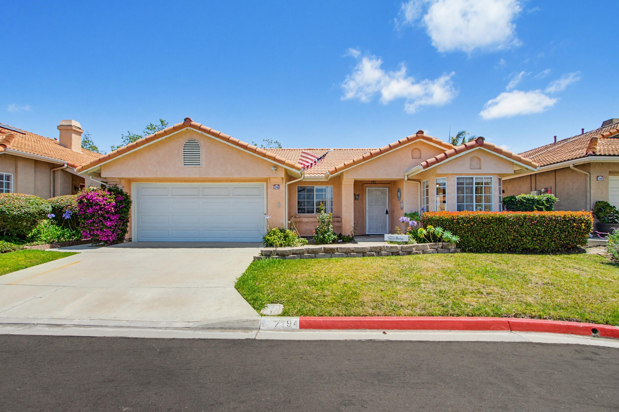 Virtual tour photo 1 of 54 for 2194 Luz Way