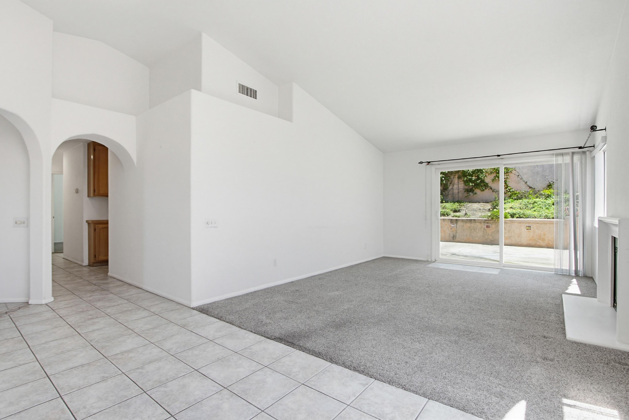 Virtual tour photo 9 of 54 for 2194 Luz Way