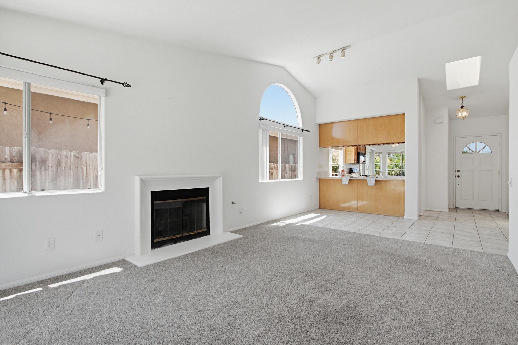 Virtual tour photo 10 of 54 for 2194 Luz Way