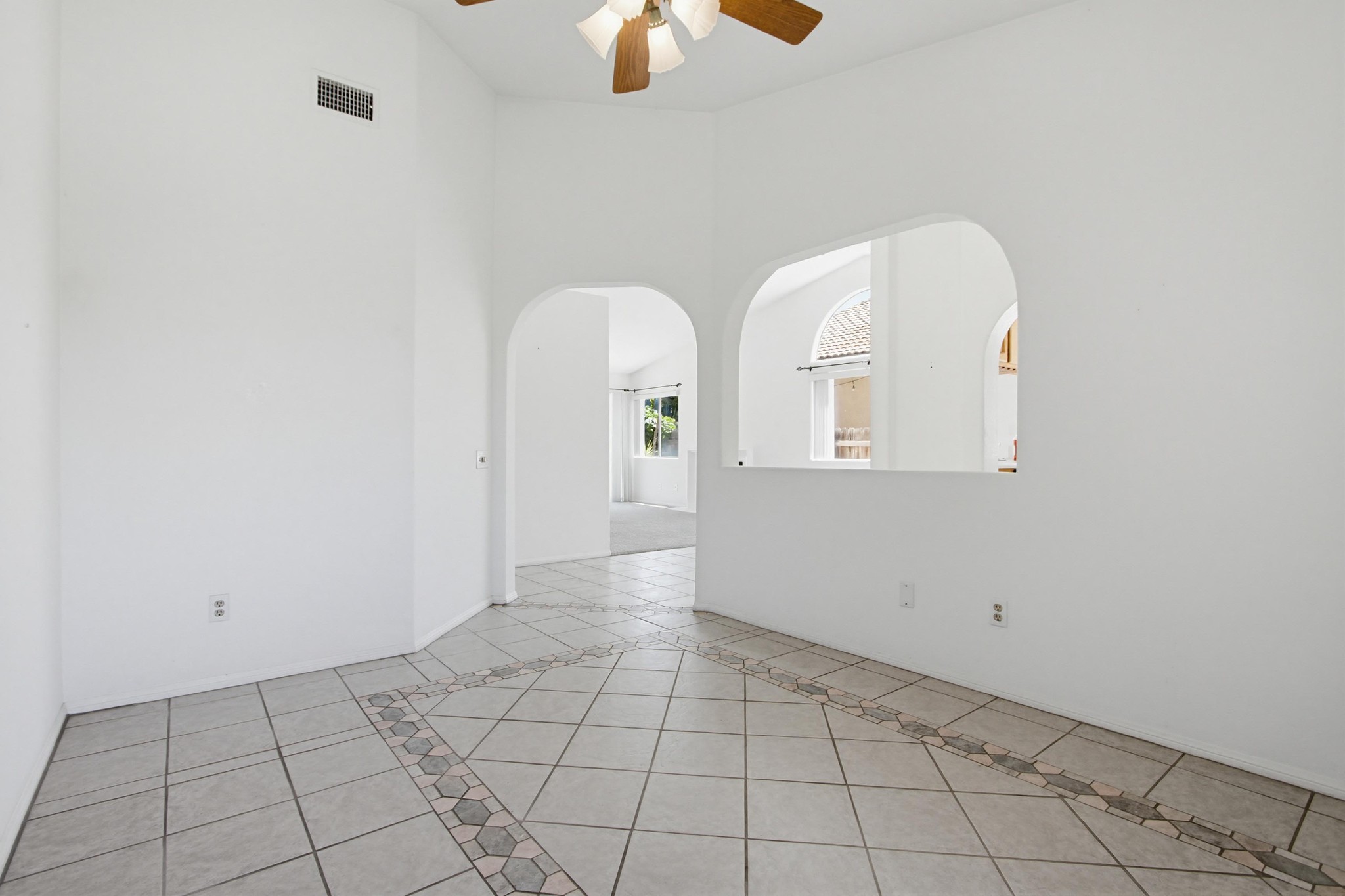 Virtual tour photo 15 of 54 for 2194 Luz Way