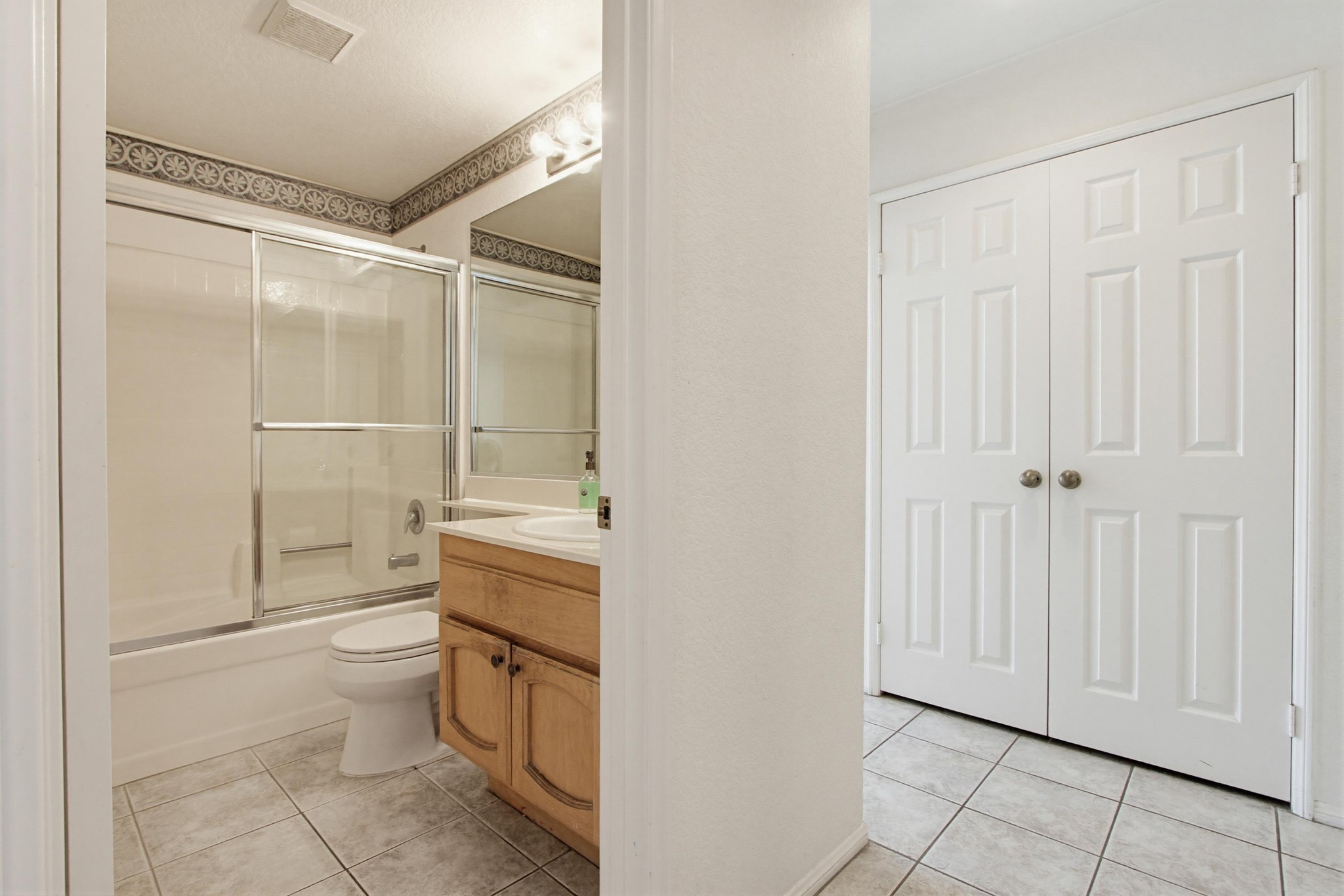 Virtual tour photo 28 of 54 for 2194 Luz Way