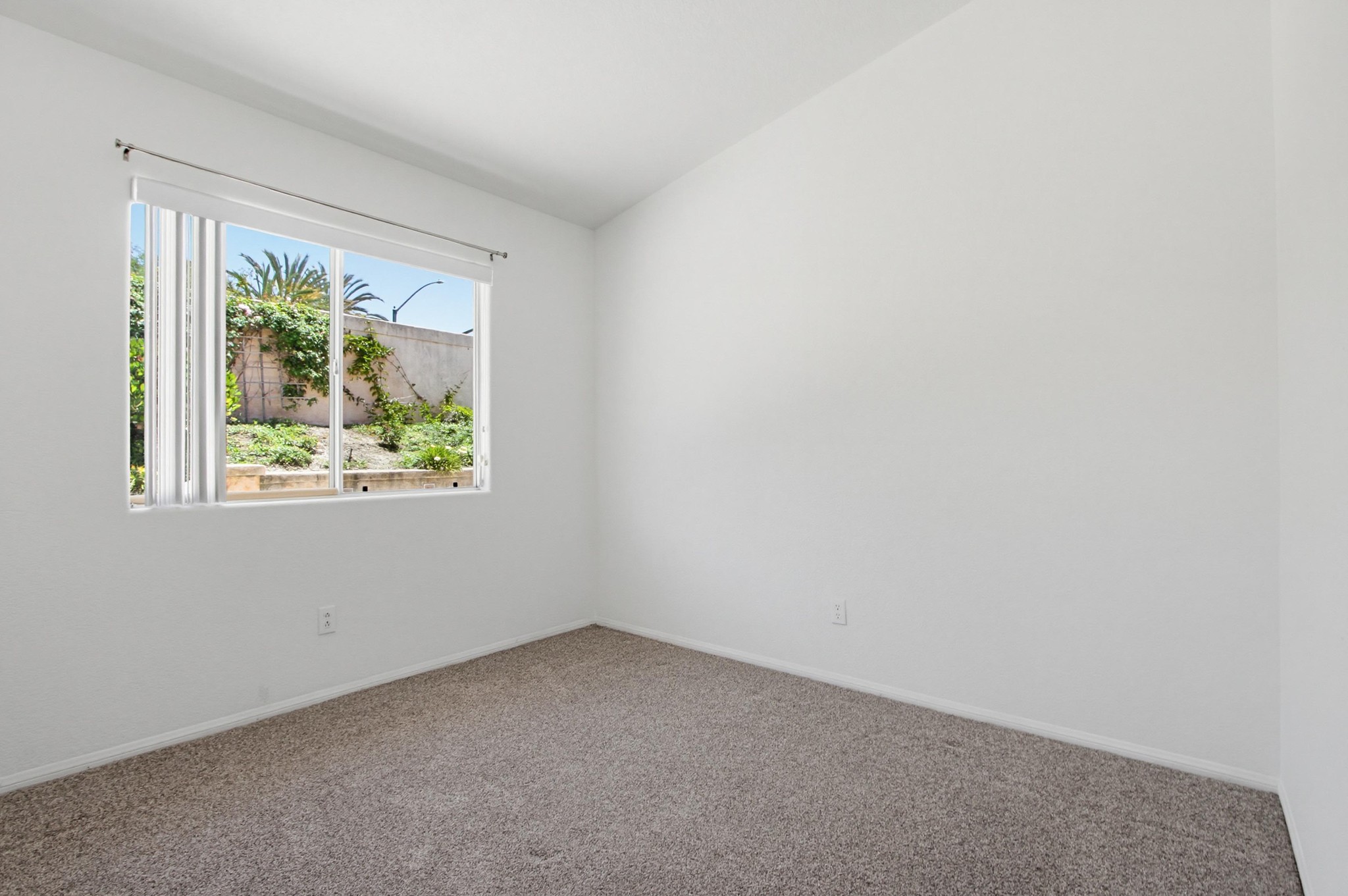 Virtual tour photo 31 of 54 for 2194 Luz Way