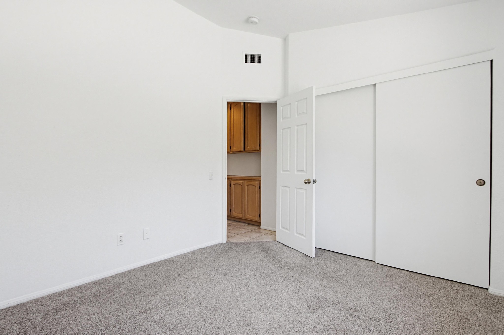 Virtual tour photo 33 of 54 for 2194 Luz Way