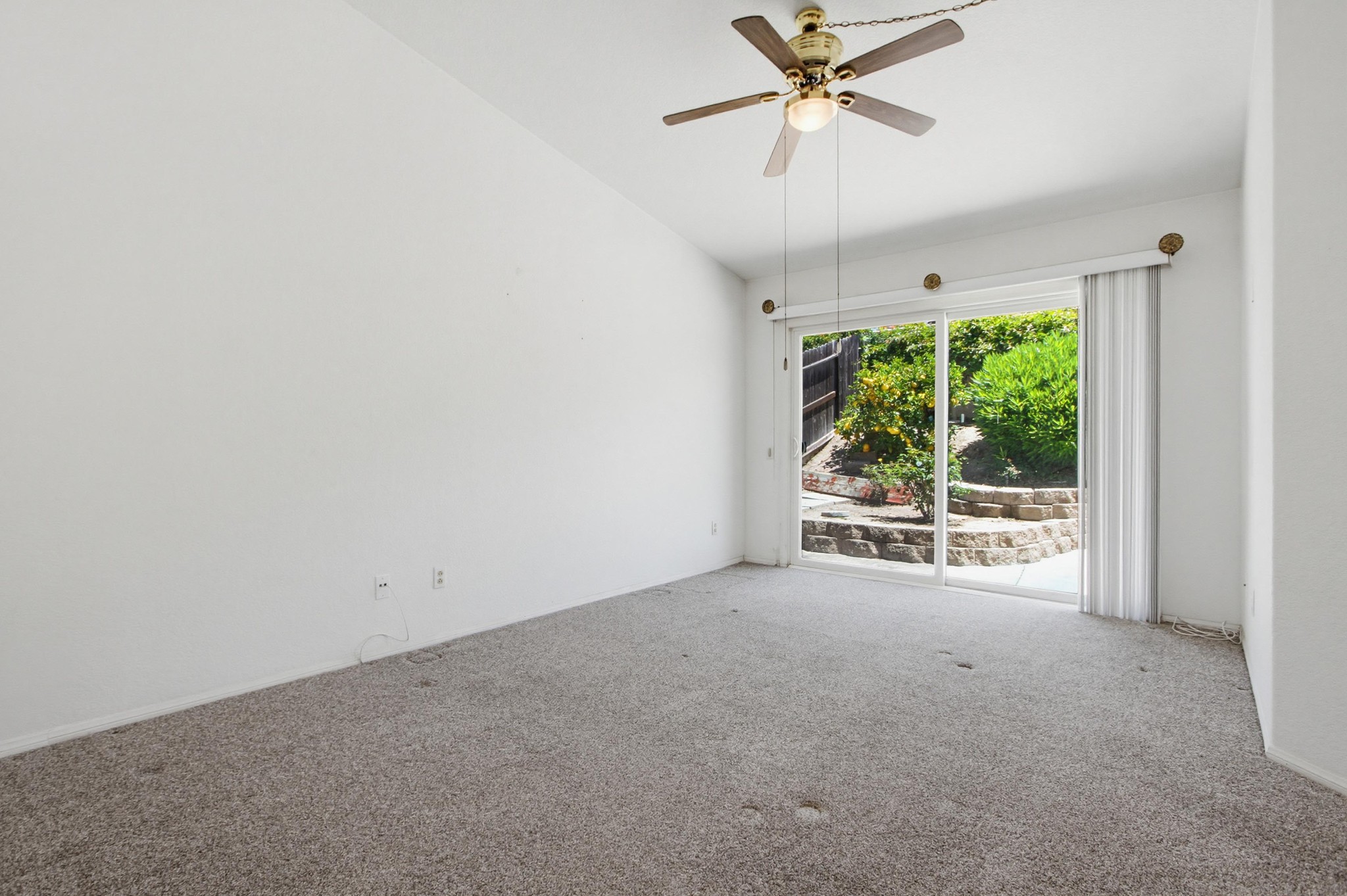 Virtual tour photo 34 of 54 for 2194 Luz Way