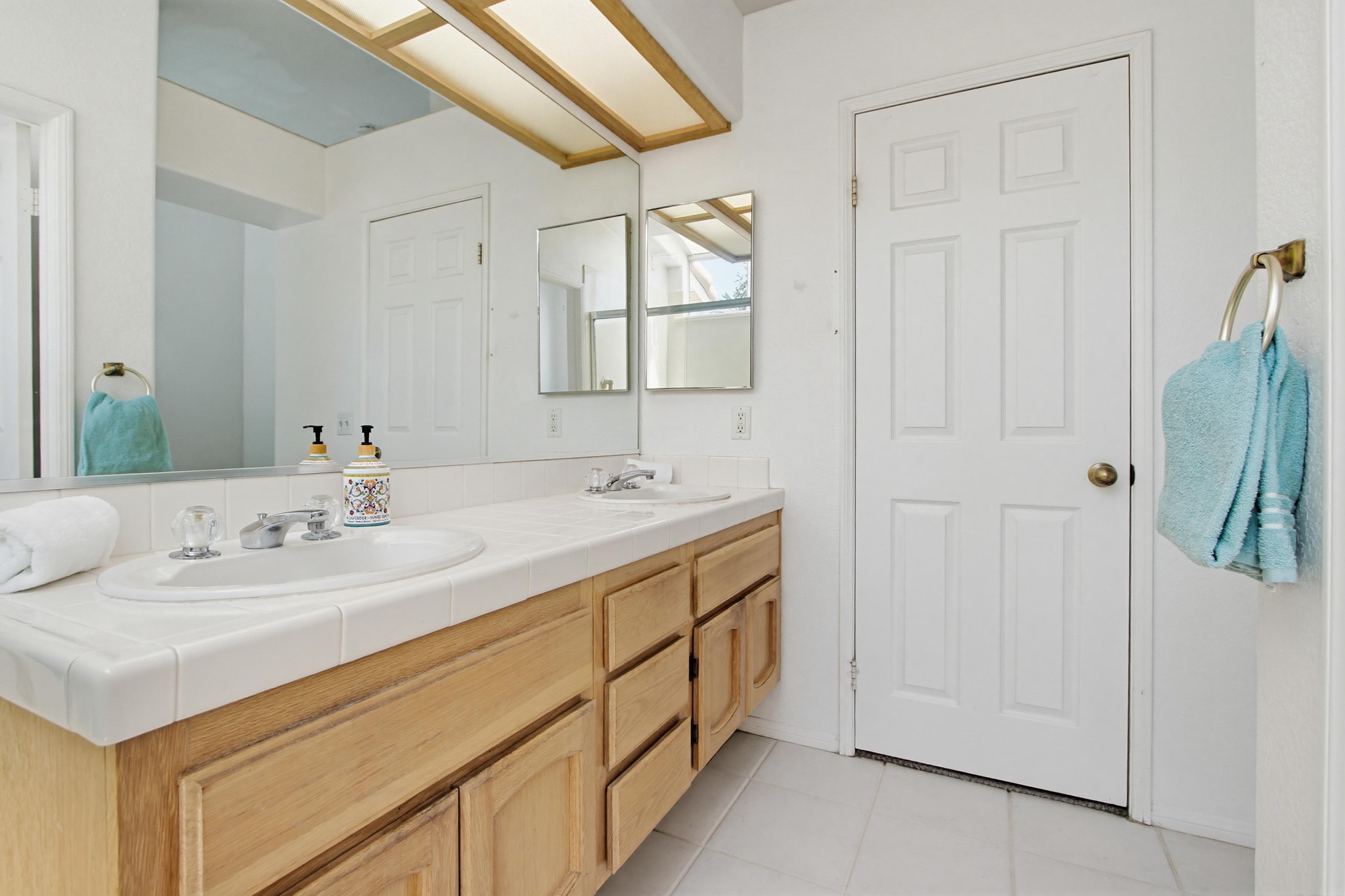 Virtual tour photo 40 of 54 for 2194 Luz Way