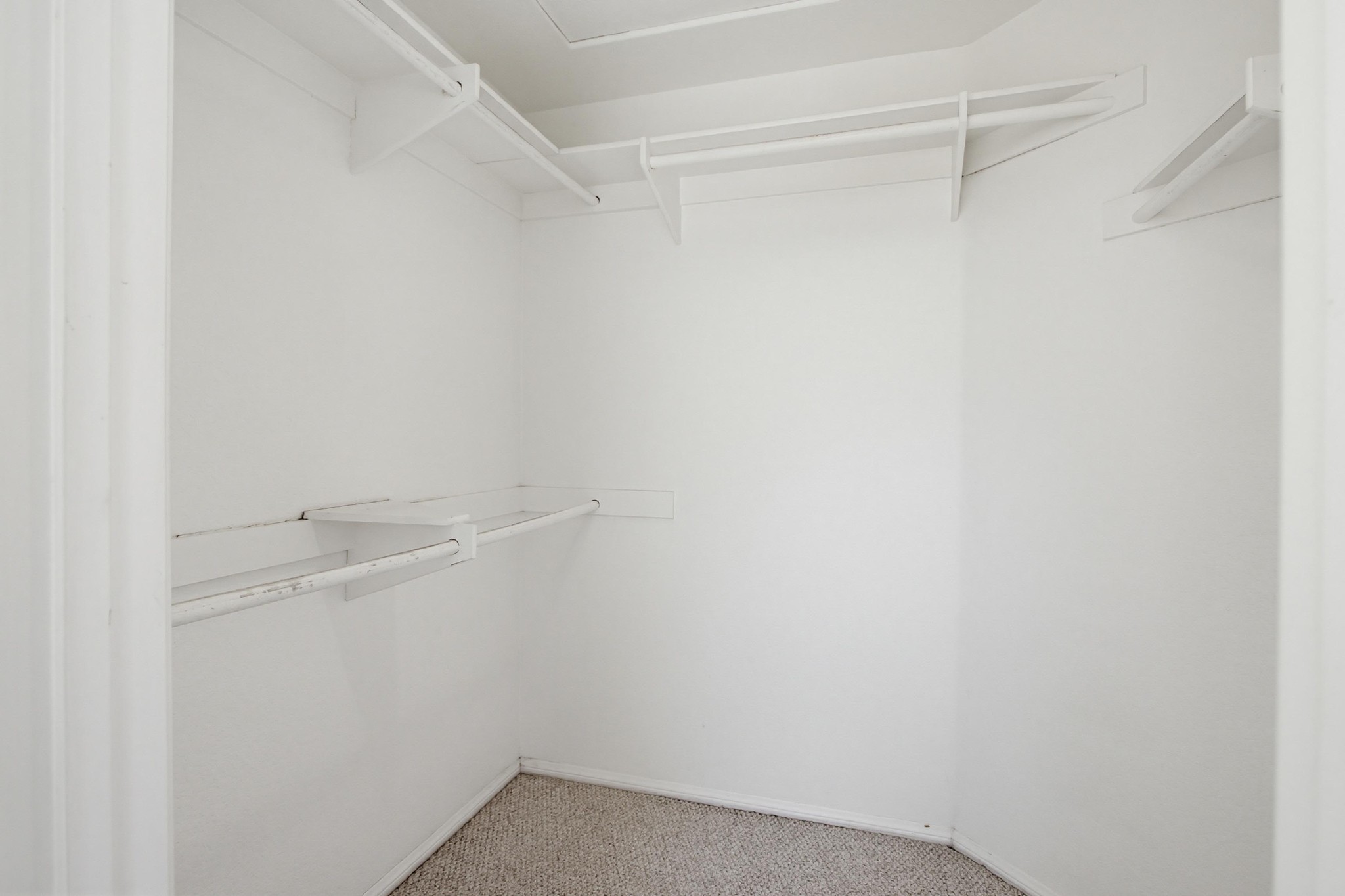 Virtual tour photo 41 of 54 for 2194 Luz Way