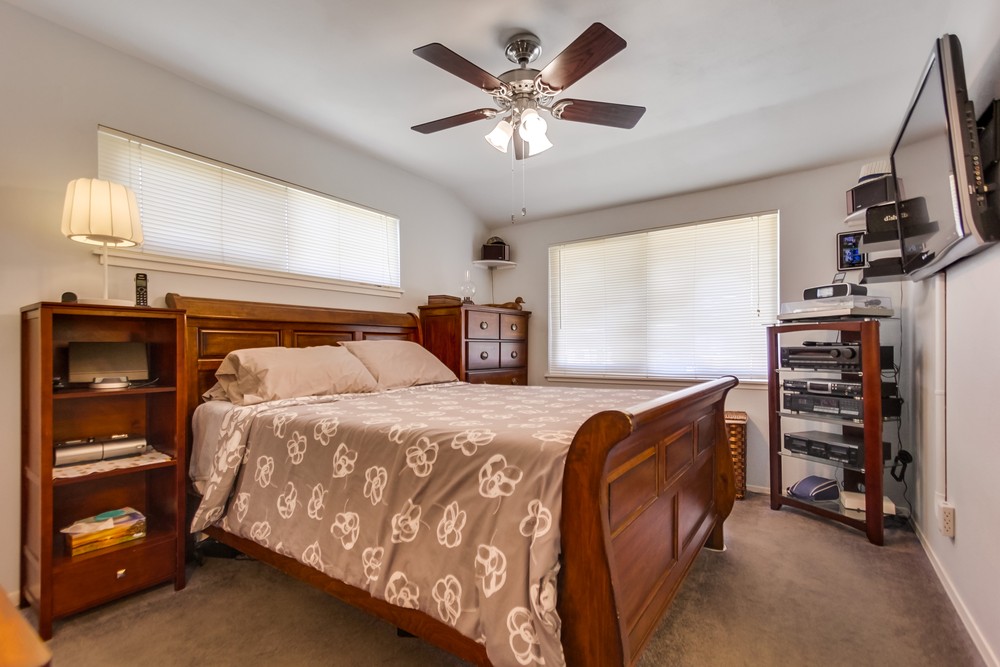 Virtual tour photo 15 of 29 for 220 Los Soneto Dr