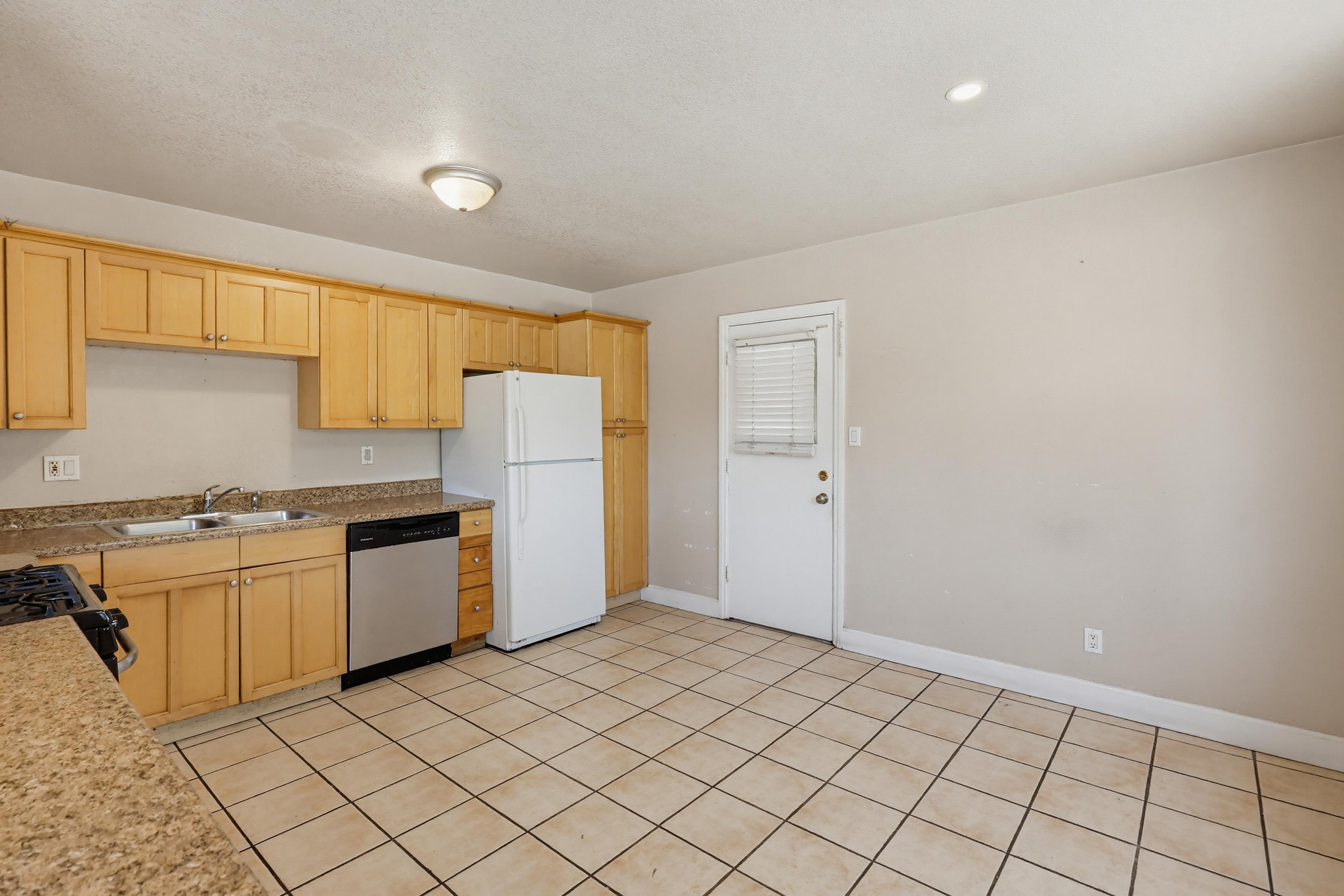 Virtual tour photo 16 of 43 for 220 W Calle Primera