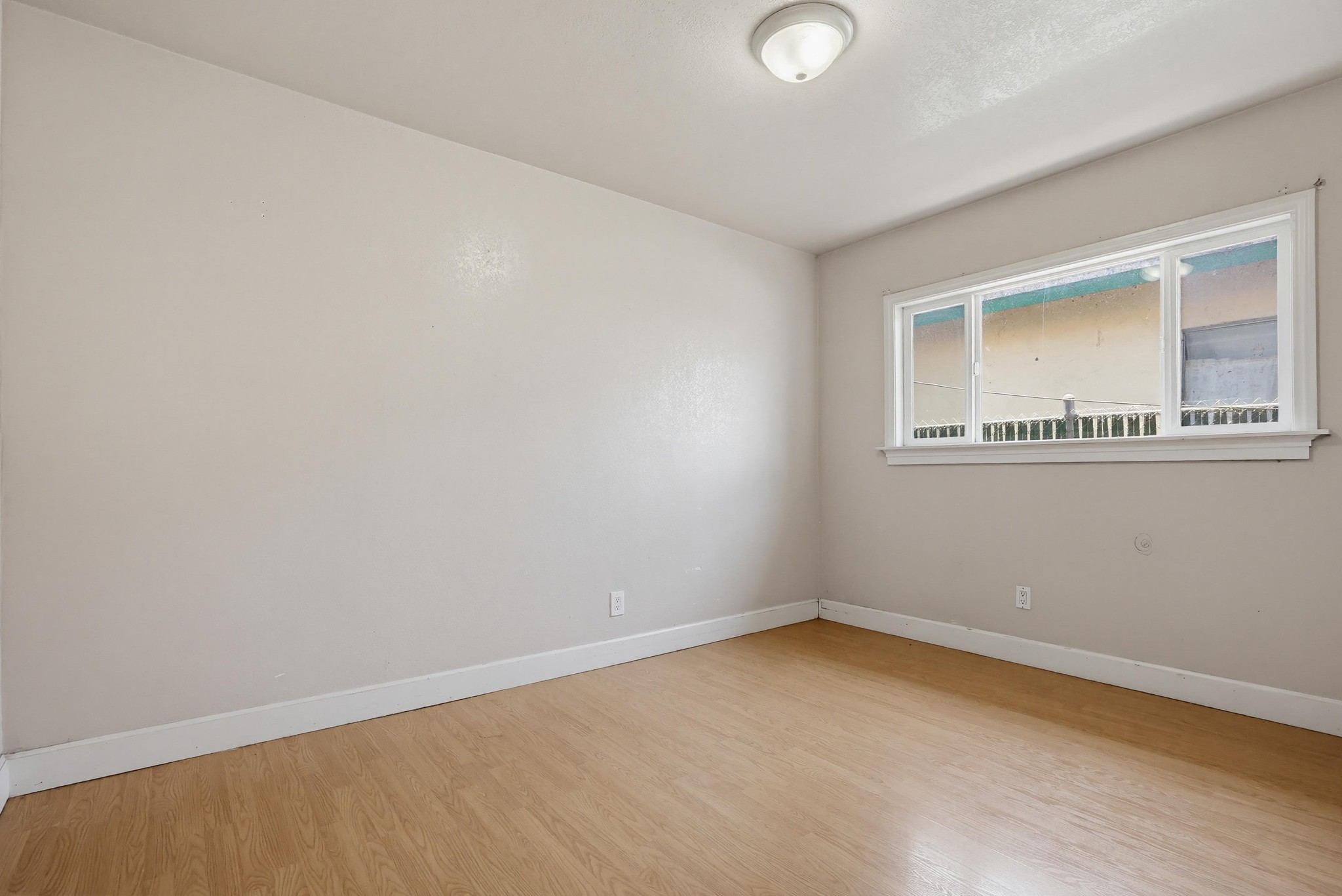 Virtual tour photo 22 of 43 for 220 W Calle Primera