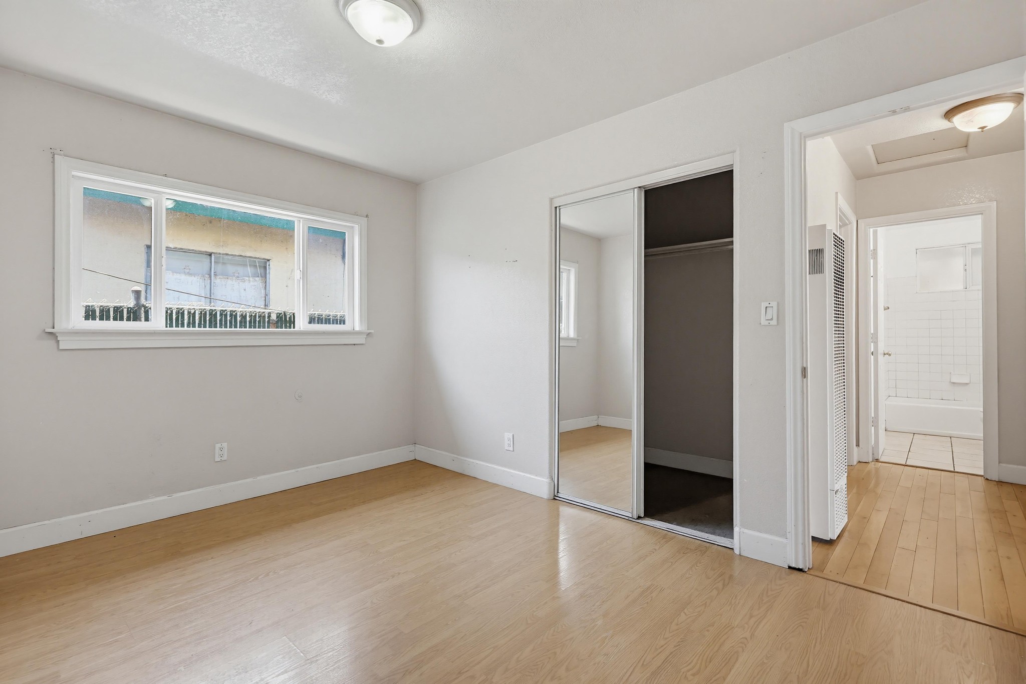 Virtual tour photo 23 of 43 for 220 W Calle Primera