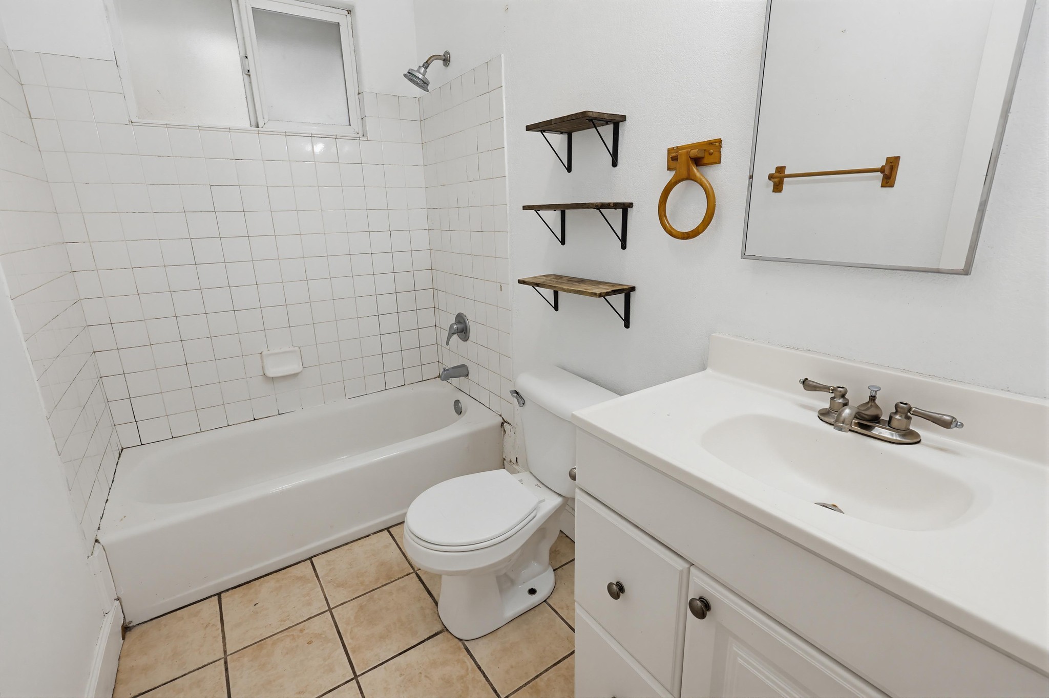 Virtual tour photo 27 of 43 for 220 W Calle Primera