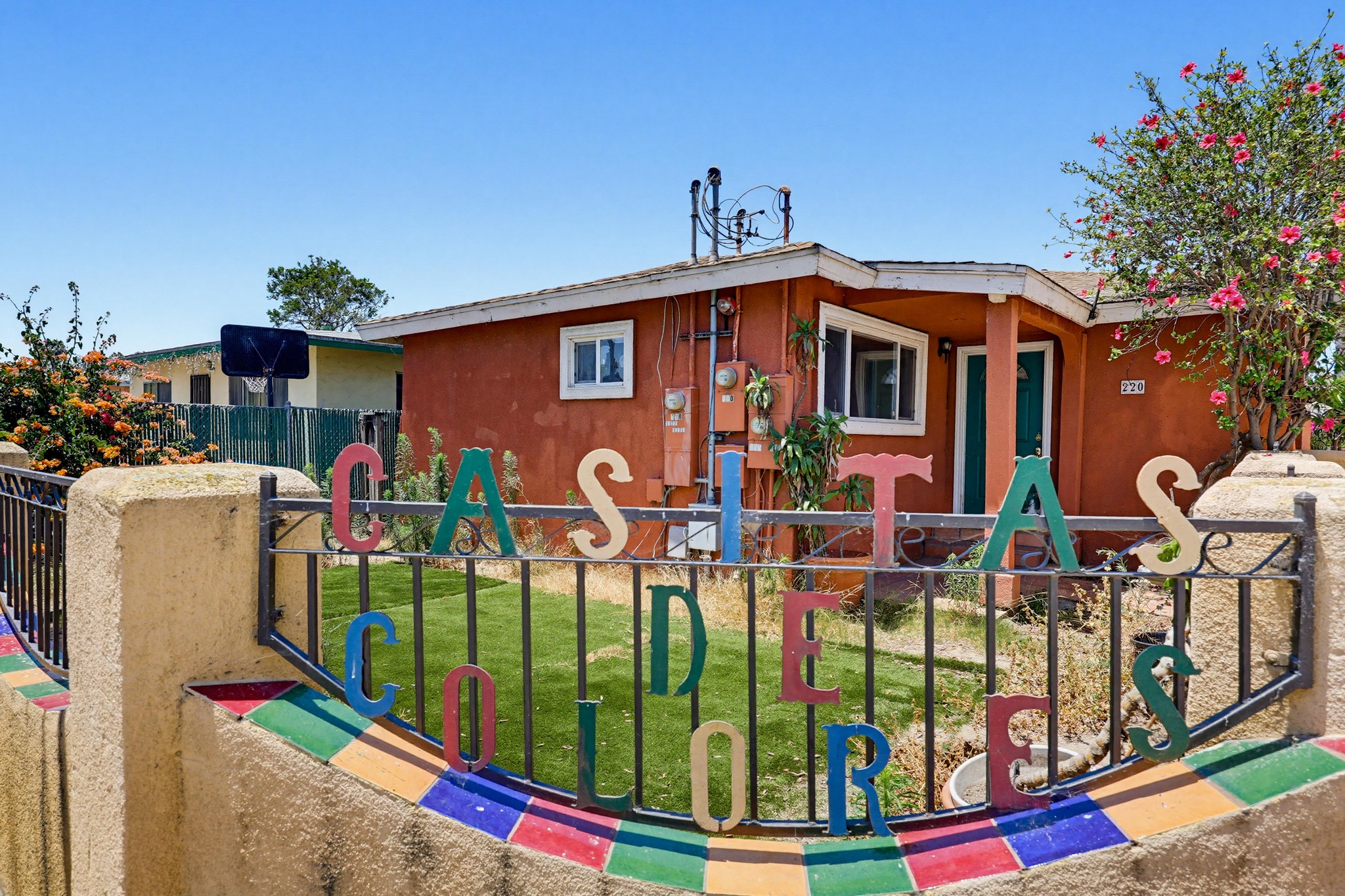 Virtual tour photo 42 of 43 for 220 W Calle Primera