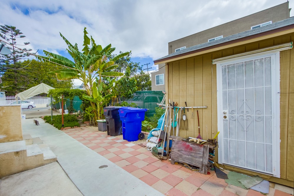 Virtual tour photo 16 of 87 for 2201 E Jewett St
