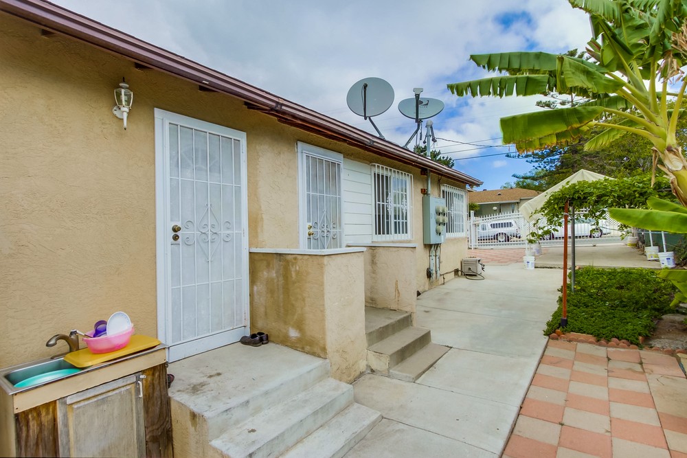 Virtual tour photo 17 of 87 for 2201 E Jewett St