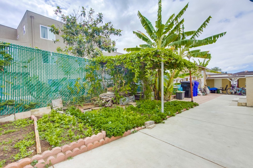 Virtual tour photo 18 of 87 for 2201 E Jewett St