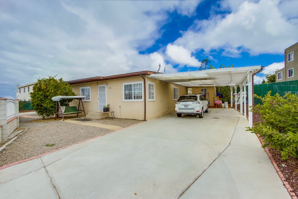 Virtual tour photo 24 of 87 for 2201 E Jewett St
