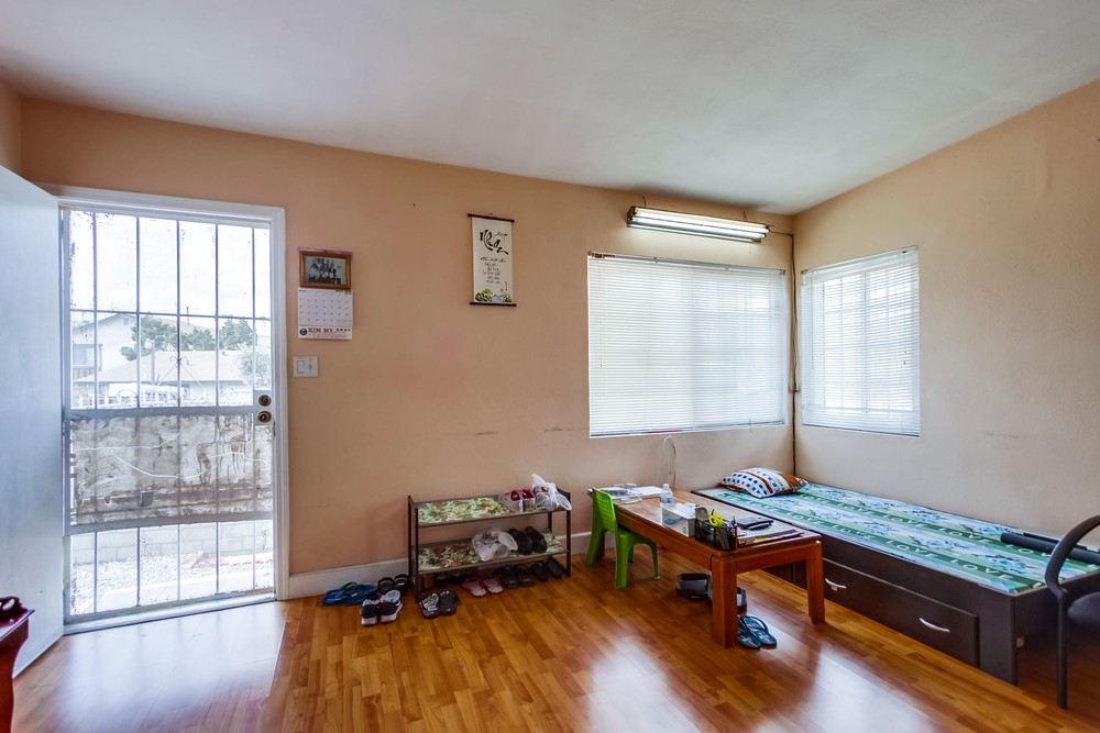Virtual tour photo 27 of 87 for 2201 E Jewett St