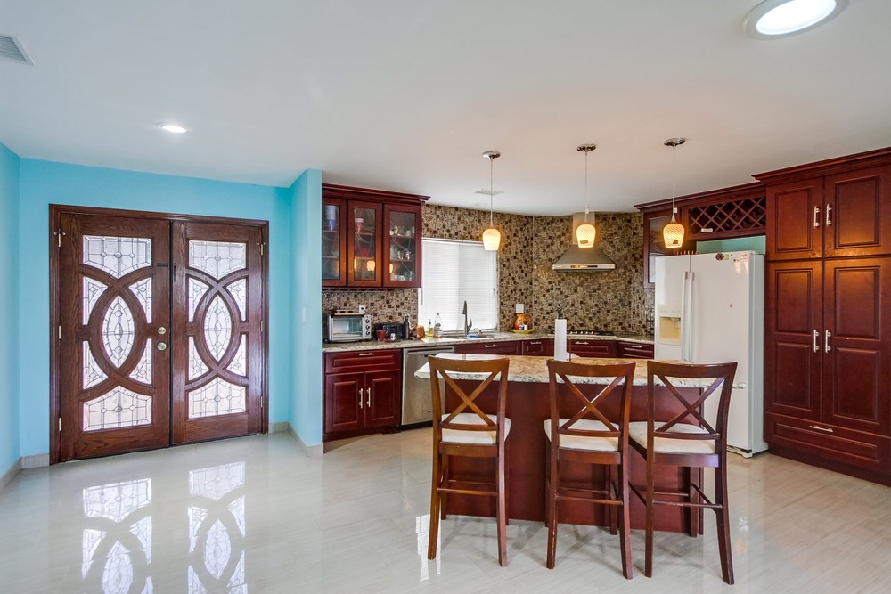 Virtual tour photo 69 of 87 for 2201 E Jewett St