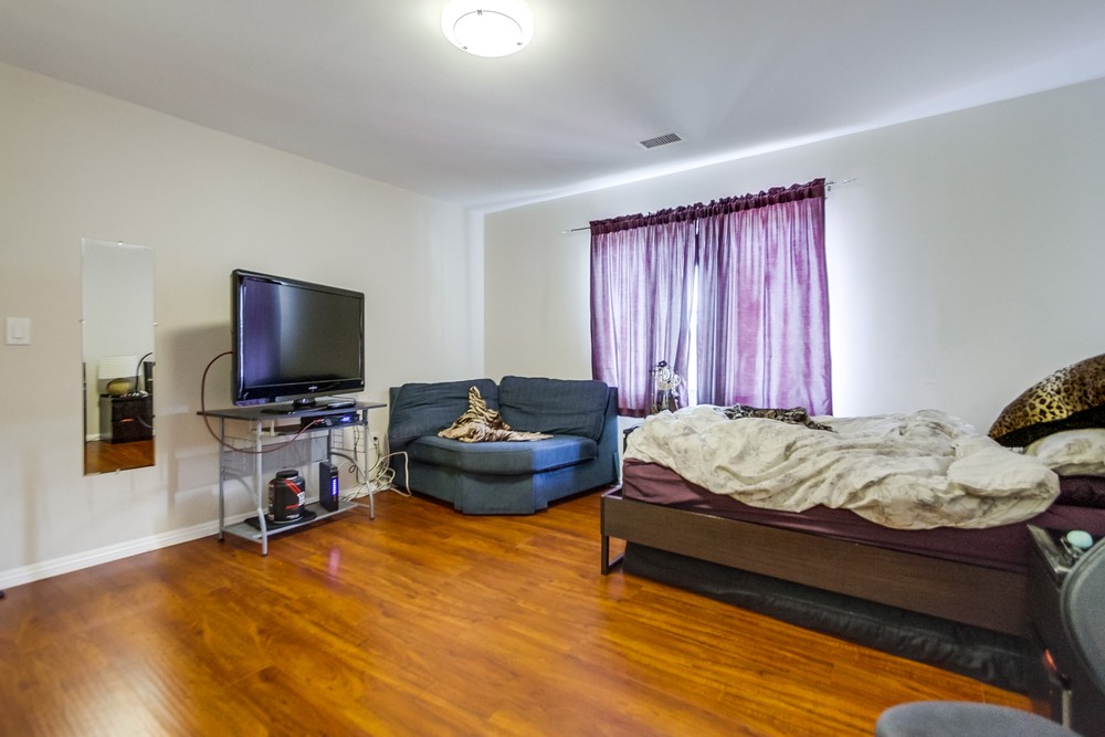 Virtual tour photo 76 of 87 for 2201 E Jewett St